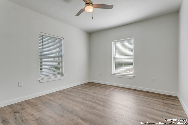 Image 14 of 28 For 920 Mcilvaine