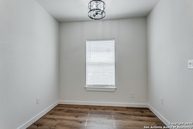 Image 21 of 28 For 920 Mcilvaine