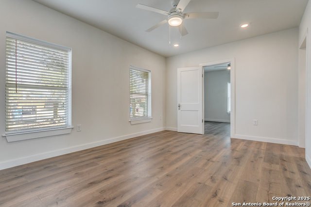 Image 4 of 28 For 920 Mcilvaine