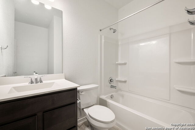 Image 19 of 26 For 3435 Old Almonte