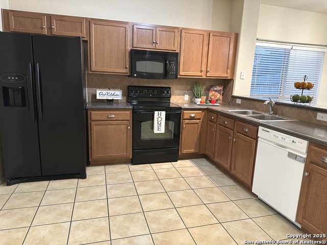 Image 7 of 24 For 6118 Pecan Tree