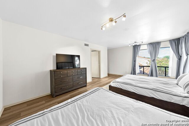 Image 32 of 44 For 12026 Mission Trace