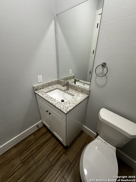 Image 5 of 16 For 327 Ebner  B