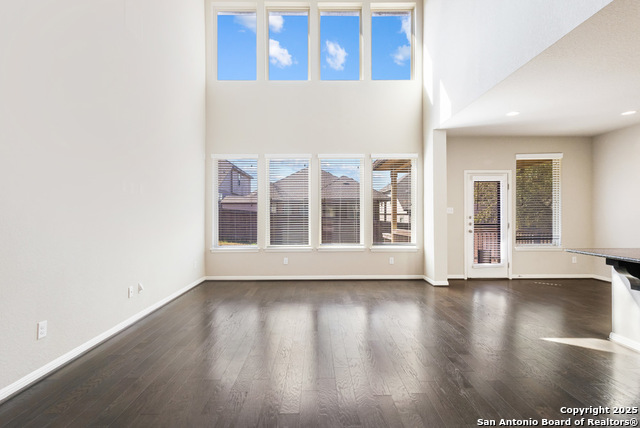 Image 11 of 36 For 13832 Tribeca