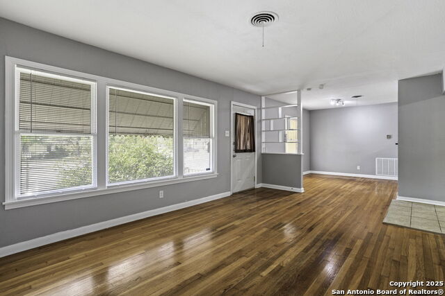 Image 4 of 20 For 342 Leming  