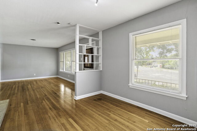 Image 7 of 20 For 342 Leming  