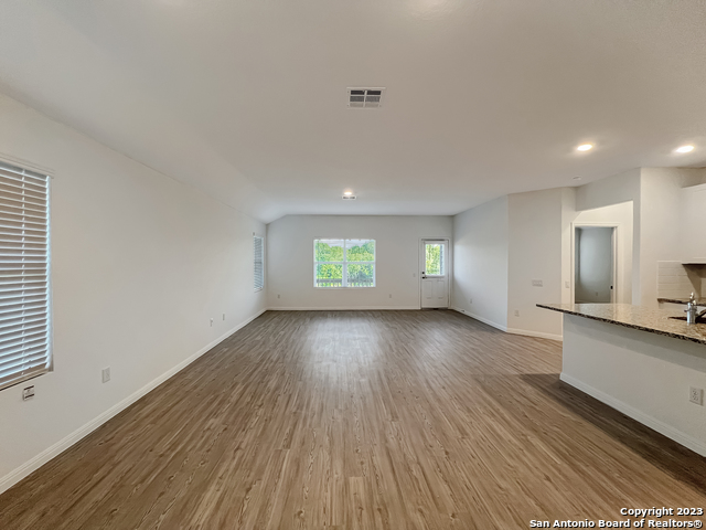 Image 6 of 25 For 622 Bean Bend