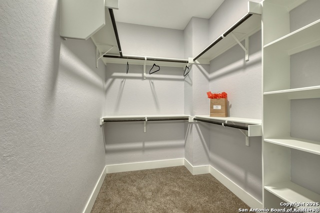 Image 16 of 22 For 1659 Center Street N