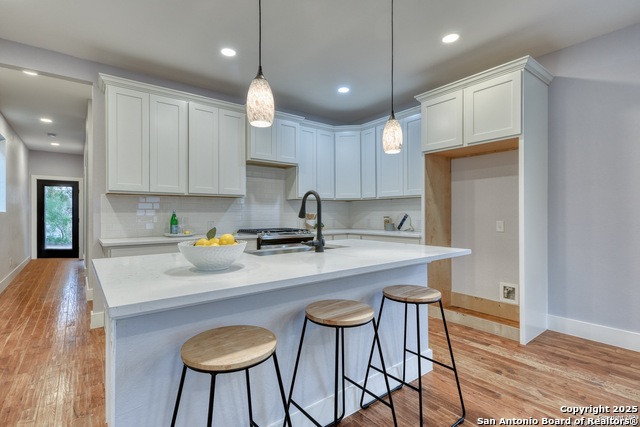 Image 8 of 22 For 1659 Center Street N