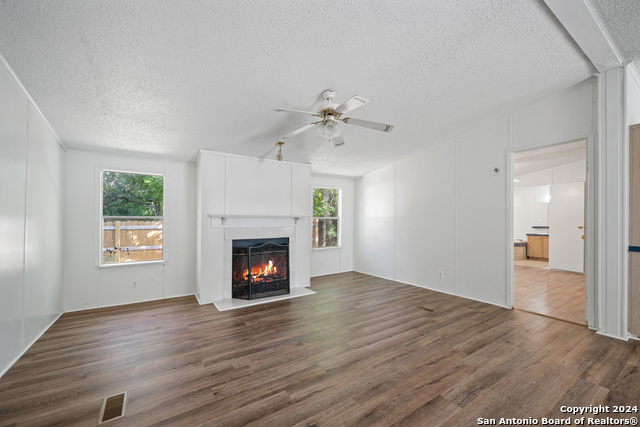 Image 5 of 19 For 106 Haeckerville Rd