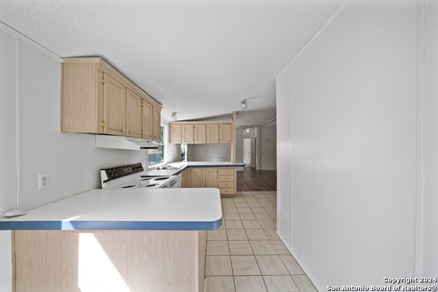 Image 9 of 19 For 106 Haeckerville Rd