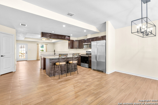 Image 16 of 32 For 6610 Woodstock