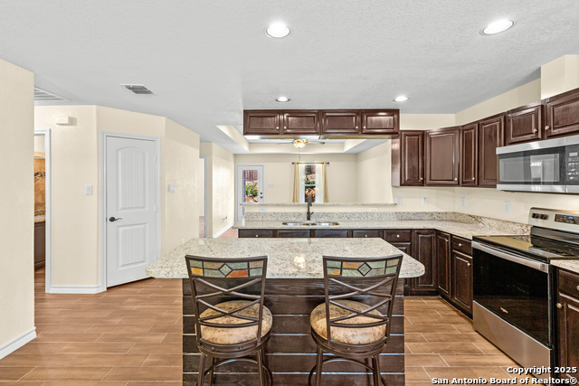 Image 20 of 32 For 6610 Woodstock