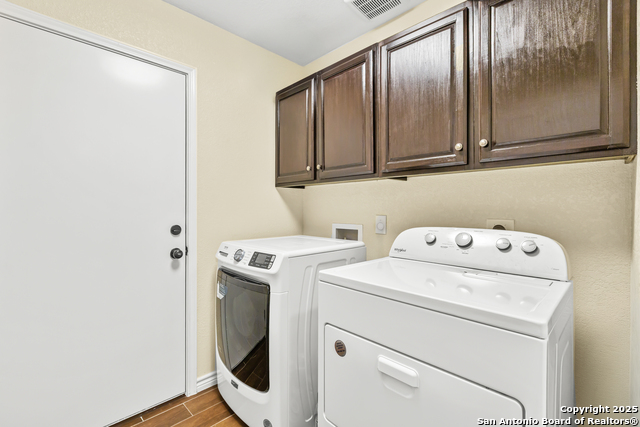 Image 27 of 32 For 6610 Woodstock