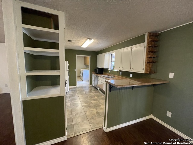 Image 12 of 31 For 1346 Carnation