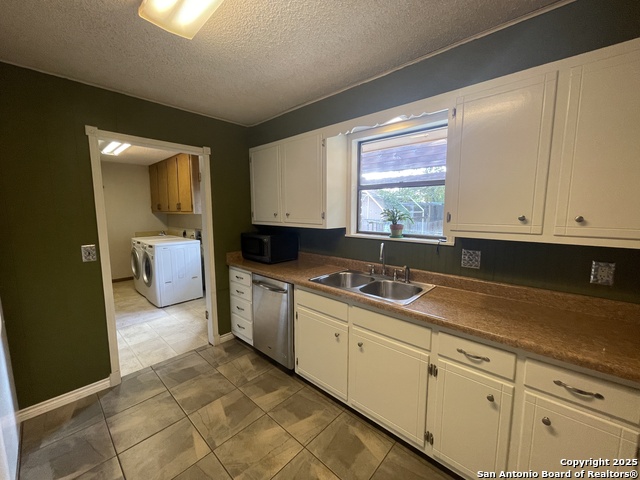 Image 14 of 31 For 1346 Carnation