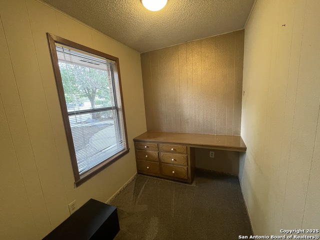 Image 24 of 31 For 1346 Carnation