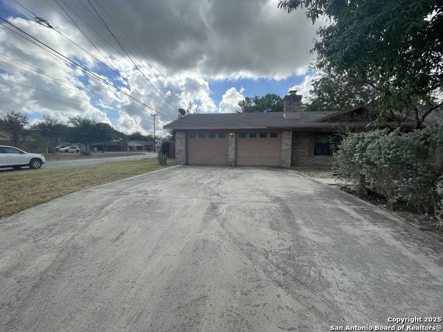 Image 5 of 31 For 1346 Carnation