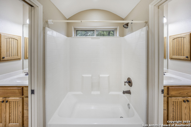 Image 17 of 32 For 149 Legacy Trace