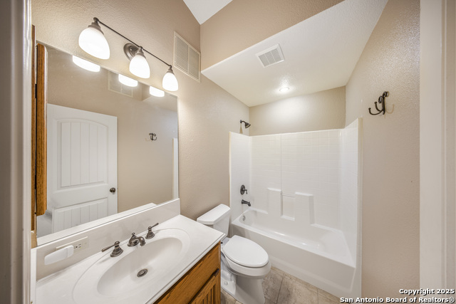 Image 25 of 32 For 149 Legacy Trace