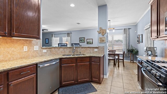 Listing photo id 10 for 1165 Kite  