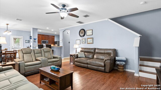 Listing photo id 3 for 1165 Kite  