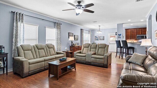 Listing photo id 4 for 1165 Kite  