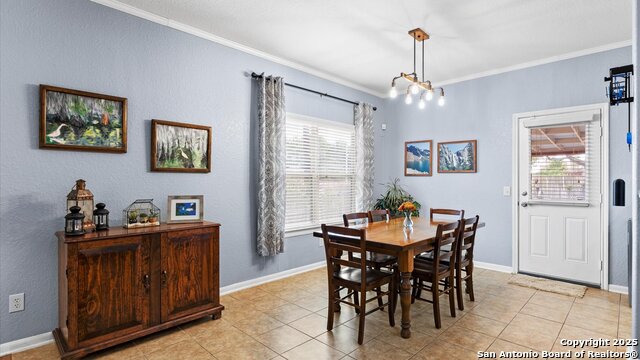 Listing photo id 5 for 1165 Kite  