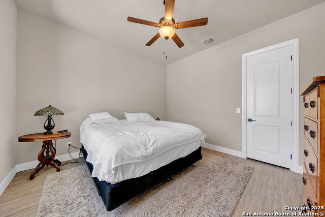 Image 37 of 50 For 3006 Comal Springs