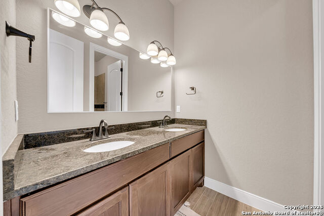 Image 41 of 50 For 3006 Comal Springs