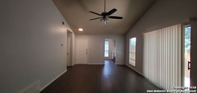 Image 6 of 25 For 5236 Meadow Rise