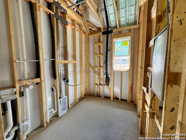 Image 21 of 26 For 139 Annette Drive