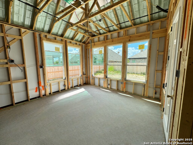 Image 9 of 26 For 139 Annette Drive