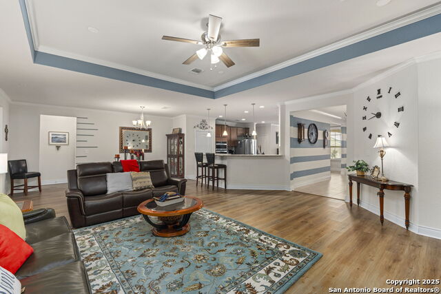 Image 11 of 41 For 12813 Hollowing Lake