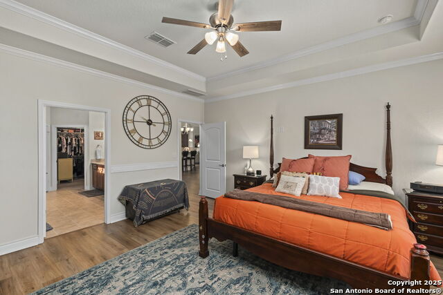 Image 19 of 41 For 12813 Hollowing Lake