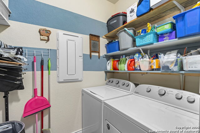 Image 24 of 41 For 12813 Hollowing Lake