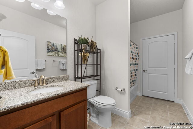 Image 27 of 41 For 12813 Hollowing Lake