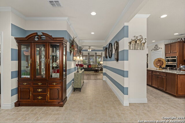 Image 8 of 41 For 12813 Hollowing Lake