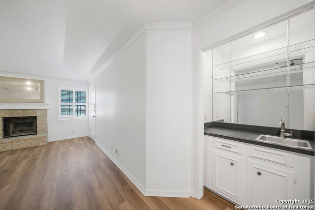 Image 14 of 30 For 8415 Fredericksburg Rd  704