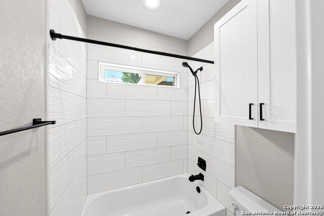 Image 34 of 44 For 281 Cibolo