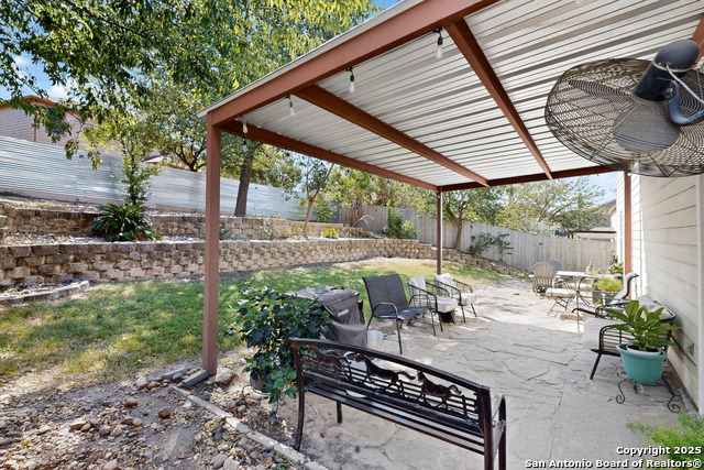 Image 20 of 21 For 3324 Sherwin Dr.