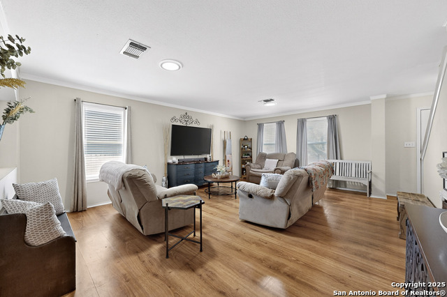 Image 3 of 21 For 3324 Sherwin Dr.