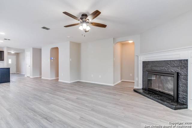 Image 9 of 12 For 7464 Paraiso Pt