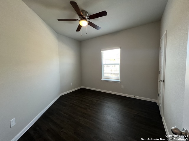 Image 15 of 18 For 621 Heathers Way