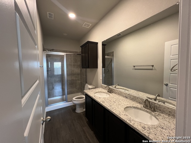 Image 17 of 18 For 621 Heathers Way