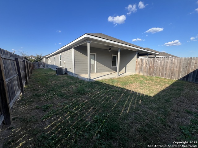 Image 4 of 18 For 621 Heathers Way