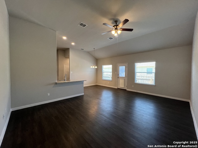 Image 5 of 18 For 621 Heathers Way