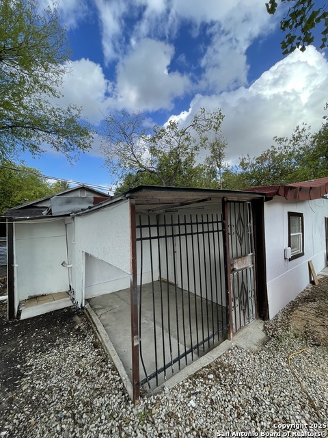 Image 4 of 11 For 314 Nueces D