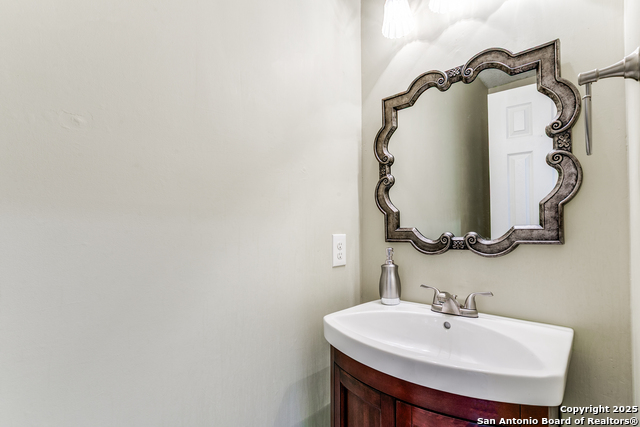 Listing photo id 20 for 8414 Blackcastle