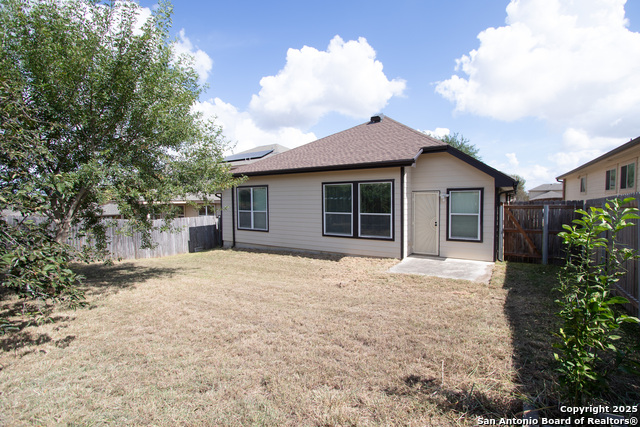Listing photo id 20 for 16611 Tenaca Trail
